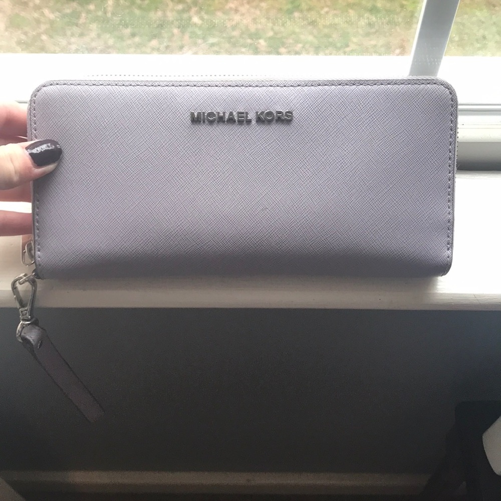 Michael kors wallet